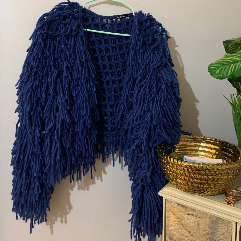 Boohoo sweater size S